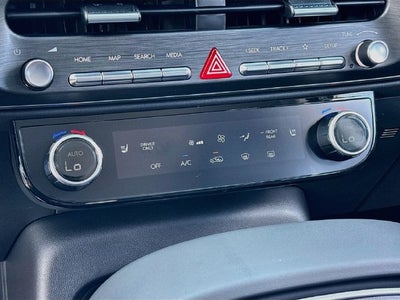 2027 Hyundai PALISADE HYBRID Blue SEL 8 Passenger