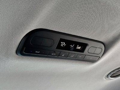 2027 Hyundai PALISADE HYBRID Blue SEL 8 Passenger