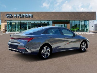 2026 Hyundai ELANTRA Limited