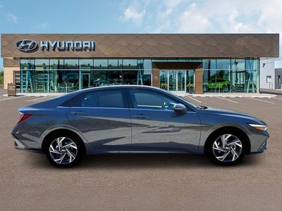 2026 Hyundai ELANTRA Limited