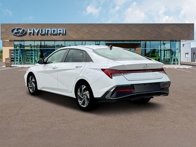2025 Hyundai ELANTRA SEL Convenience