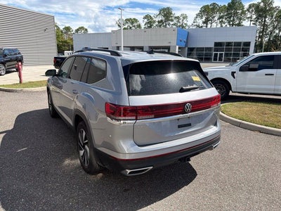 2025 Volkswagen Atlas 2.0T SE w/Technology