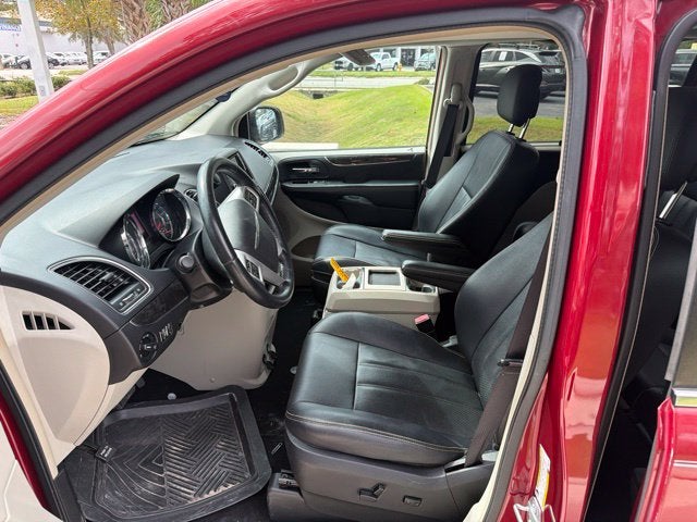 2015 Chrysler Town & Country Touring-L