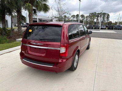 2015 Chrysler Town & Country Touring-L