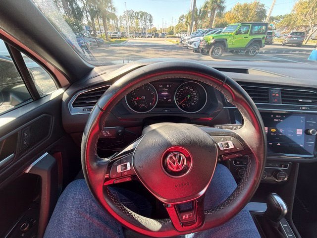 2020 Volkswagen Tiguan 2.0T SE R-Line Black