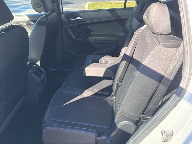 2020 Volkswagen Tiguan 2.0T SE R-Line Black