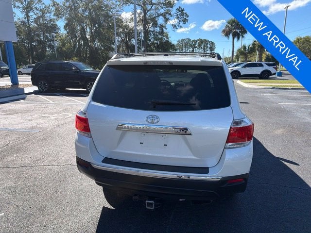 2011 Toyota Highlander SE