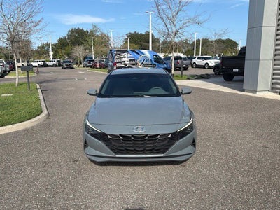 2022 Hyundai ELANTRA SEL