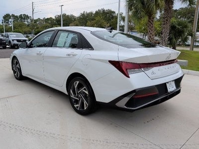 2025 Hyundai Elantra SEL Convenience