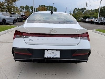 2025 Hyundai Elantra SEL Convenience